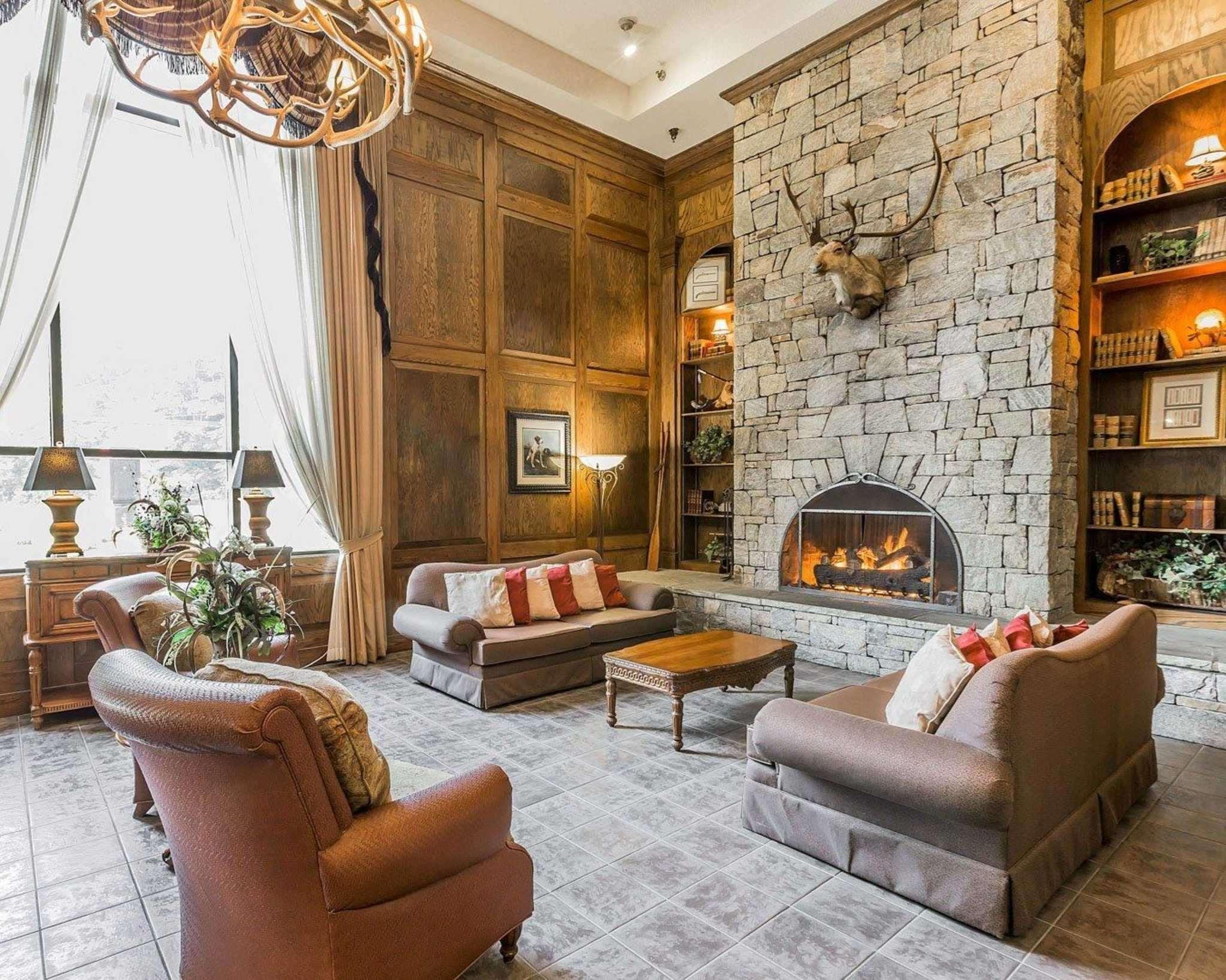 Comfort - Area Boone